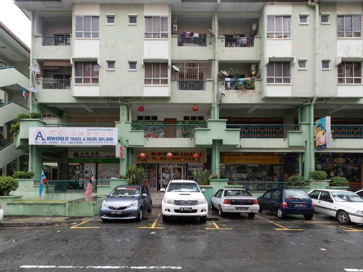 Hotel Oyo 89345 Api-Api Gh à Kota Kinabalu Extérieur photo